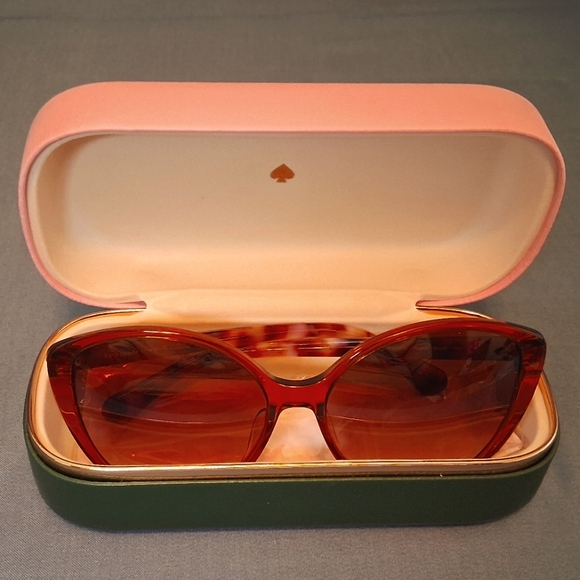 kate spade Accessories - NWOT Kate Spade Brown Posh Sunglasses